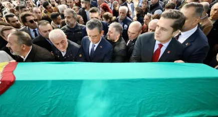 Kaya’nın annesi son yolculuğuna uğurlandı