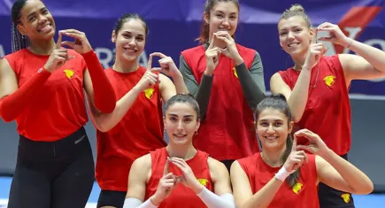 İzmir'in Sultanları Yeşilyurt ile kozlarını paylaşacak