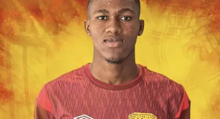 Göztepe'de Ibrahima Sory Diallo ile yollar ayrıldı