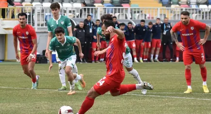 Altınordu, Timsahlar'ı devirdi: Kırmızı Şeytanlar 4 maç sonra galip