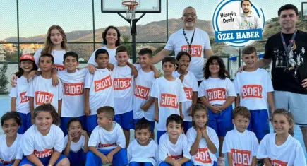 Depremin yaralarını sporla sarıyoruz