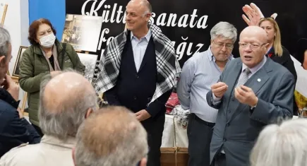 İYİ Partili Ümit Özlale saha çalışmalarına tam gaz devam ediyor