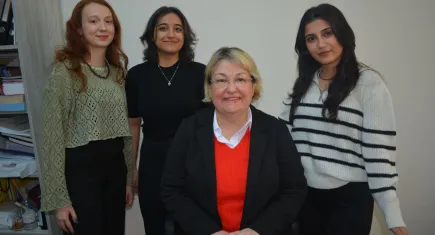 Ege Üniversitesi öğrencilerinden anlamlı proje: İletişimde Minik Adımlar
