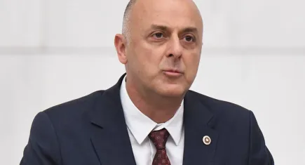Ümit Özlale İYİ Parti'den istifa etti!