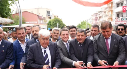 Bayındır’da çiçek açtıran festival
