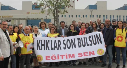 Eğitim-Sen, Danıştay Başkanlığı önünde: Bu hukuksuzluğa son verin!