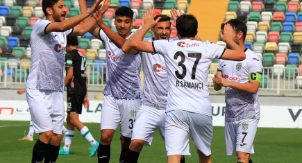 Bornova 1877, Play-Off'a veda etti
