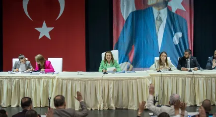 Nilüfer Çınarlı Mutlu’dan Konak’ta kadın sığınmaevi müjdesi