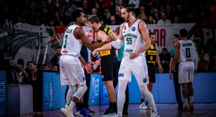 Pınar Karşıyaka'da McCollum ile Sipahi asistleriyle dikkat çekiyor!