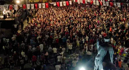 Bornova Gençlik Festivali’nde Redd ve Madrigal sahne alacak