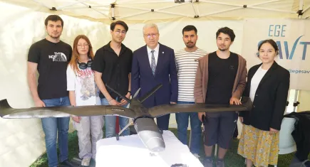 Egeli gençlerin tasarladığı İHA, TEKNOFEST'te havalanacak