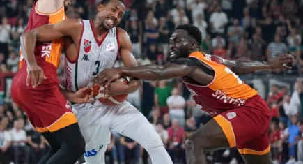 TBF'den Pınar Karşıyaka’ya ceza yağmuru!
