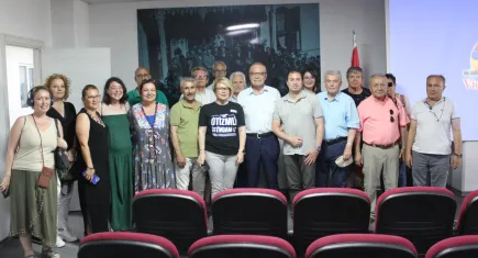Otizm ve istihdam Karşıyaka’da konuşuldu