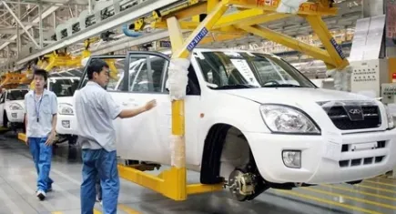 Çinli otomobiller gümrük vergisinden kaçamıyor