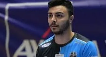 Altekma, libero Arda Kara ile devam ediyor