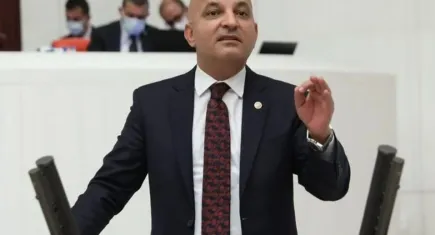 Liyakat krizi! Tıbbi sekreter Daire Başkanı olarak atandı