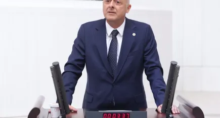 İzmir Vekili Özlale’den Boğaziçi Üniversitesi çıkışı
