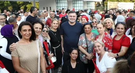AK Parti İzmir İl Kadın Kolları 15 Temmuz şehitlerini andı