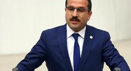 AK Partili vekilden İzmir Büyükşehir Belediyesi’ne iş bilmezlik yakıştırması