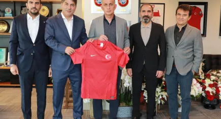 Fenerbahçe'den TFF Başkanı Hacıosmanoğlu'na ziyaret