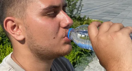 Soğuk su içmek faydalı mı zararlı mı? Uzmanı anlattı!