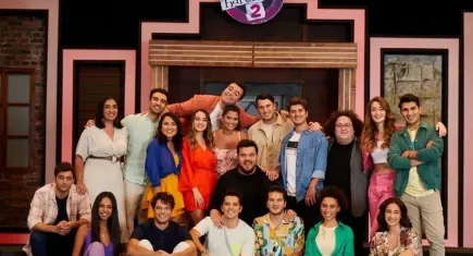 Çok Güzel Hareketler 2 İzmir’de sahne alıyor