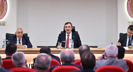 Cumhurbaşkanı Yardımcısı Yılmaz TESK'te