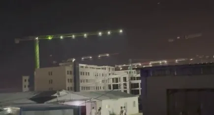 Bin yataklı hastane inşaatında tavan çöktü!