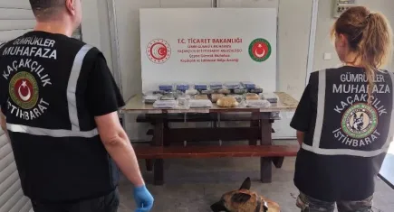 Çeşme Gümrük Muhafaza'dan tarihi uyuşturucu operasyonu