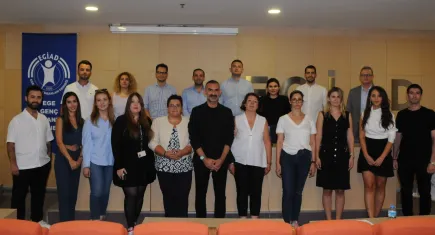 EGİAD liderleri yetiştiriyor