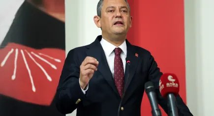 Özel, meclisi toplantıya çağırdı