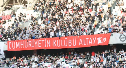 Altay Spor Kulübü'nün kombineleri satışa çıktı