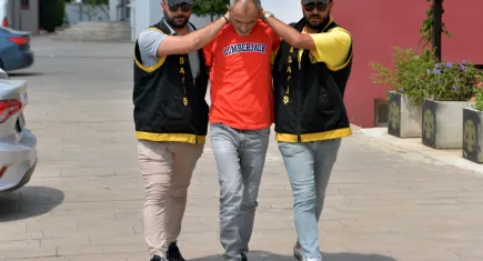 Sinirden gözü kararan adam eniştesini  öldürdü!