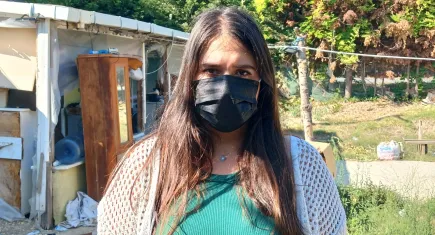 Genç kıza yumtuk atıp dişlerini kıran saldırgan serbest!