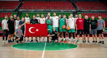 Karşıyaka, hazırlık maçında Manisa Basket’i mağlup etti