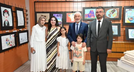 Resme olan tutkusunu 9 yaşında serigyle taçlandırdı