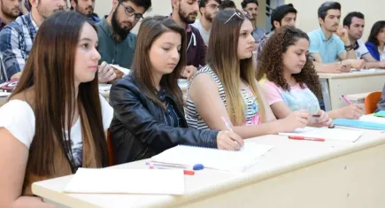 İzmir’de vakıf üniversitelerine yüzde 100 zam