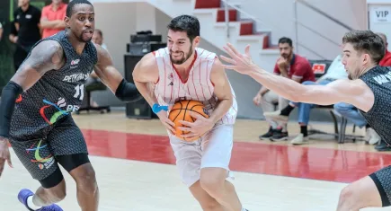 Petkimspor, Manisa Basket'e hazırlık maçında kaybetti