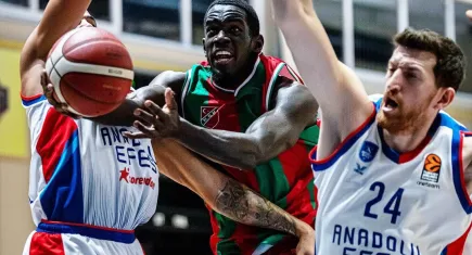 Karşıyaka Basketbol hızlı başladı