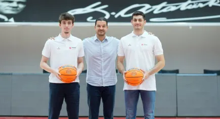 Petkimspor'da altyapıdan 2 baketbolcu A takıma alındı