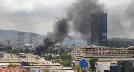 İzmir'de bir dükkanda yangın çıktı