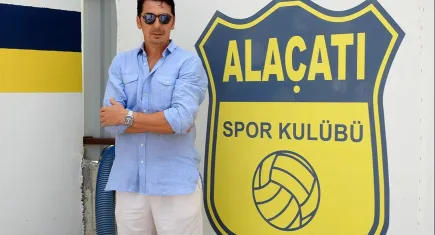 Alaçatıspor Kulübü'nde Ozan Gençalp ve ekibinin dönemi başladı