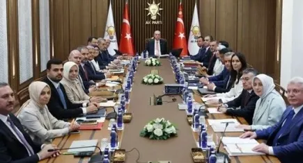 AK Parti’de MYK toplantısı başladı