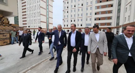 Kasapoğlu: İzmir’de yurt kapasitesi 45 bini geçecek