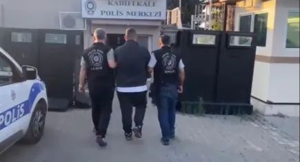 İzmir'de şafak operasyonu: 149 kişiye gözaltı