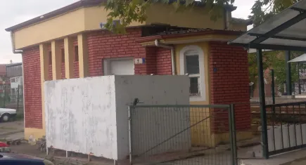 TCDD'ye ait umumi tuvaletin sadece yolculara tahsis edilmesine tepki