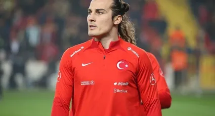 Çağlar Söyüncü maçta sakatlandı  