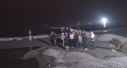 Karadeniz sularında balıkçı teknesi alabora oldu: 1 kayıp