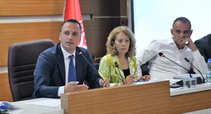 Bornova Belediyesi'nden Beydağ'a destek