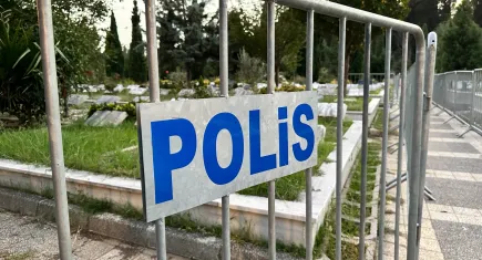 Cem Garipoğlu'nun mezarında demir bariyerli önlem!